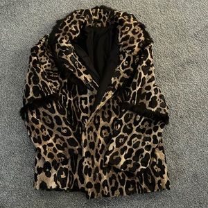 Real Mink , Fox fur. Short coat . Very good quality from Europe . No damage .